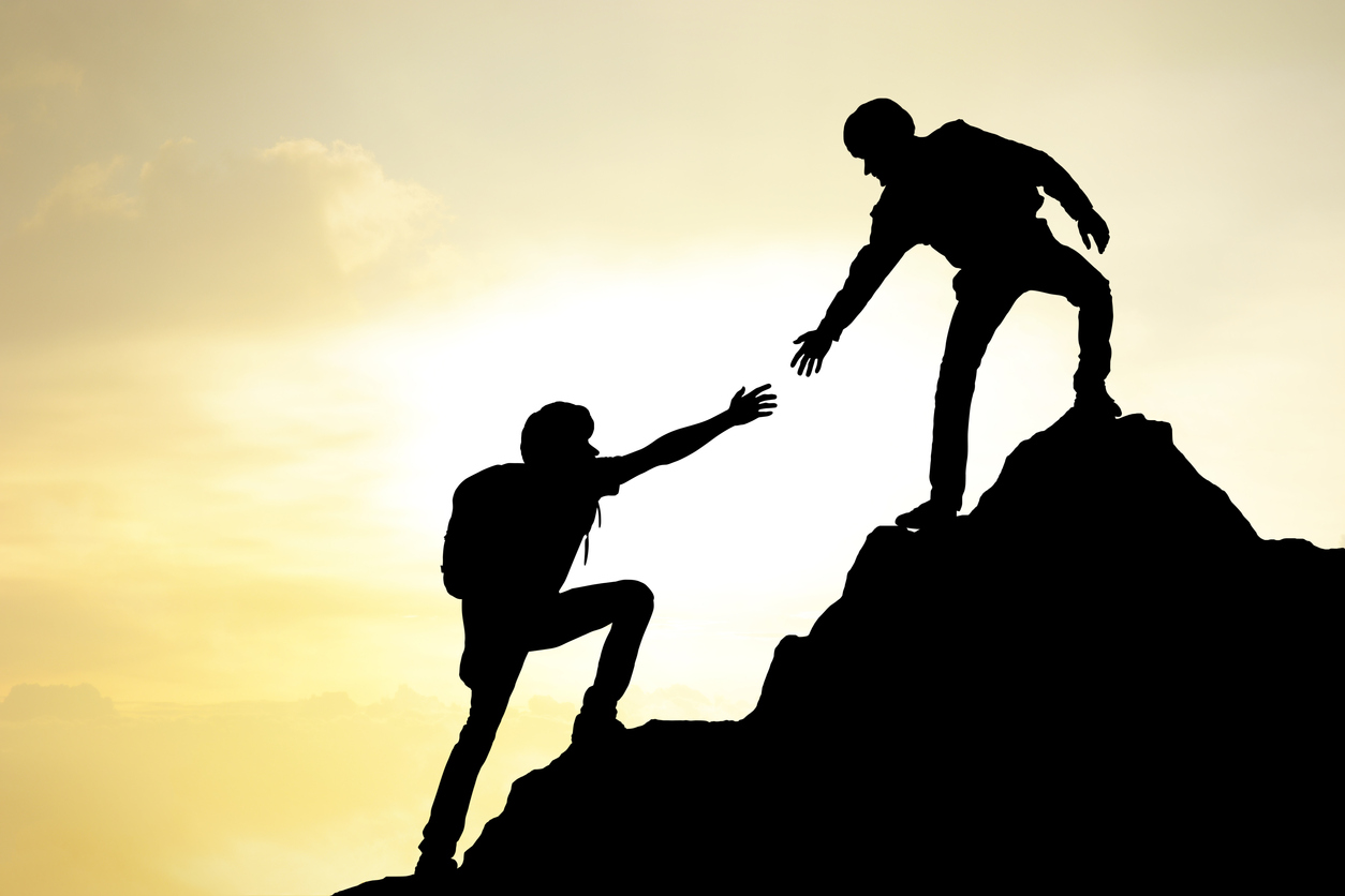 How a Peer Mentor Can Improve Your Contracting Skills