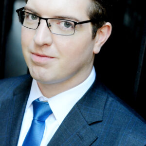 Picture of Xander Tapling, Litigator to In-House Attorney