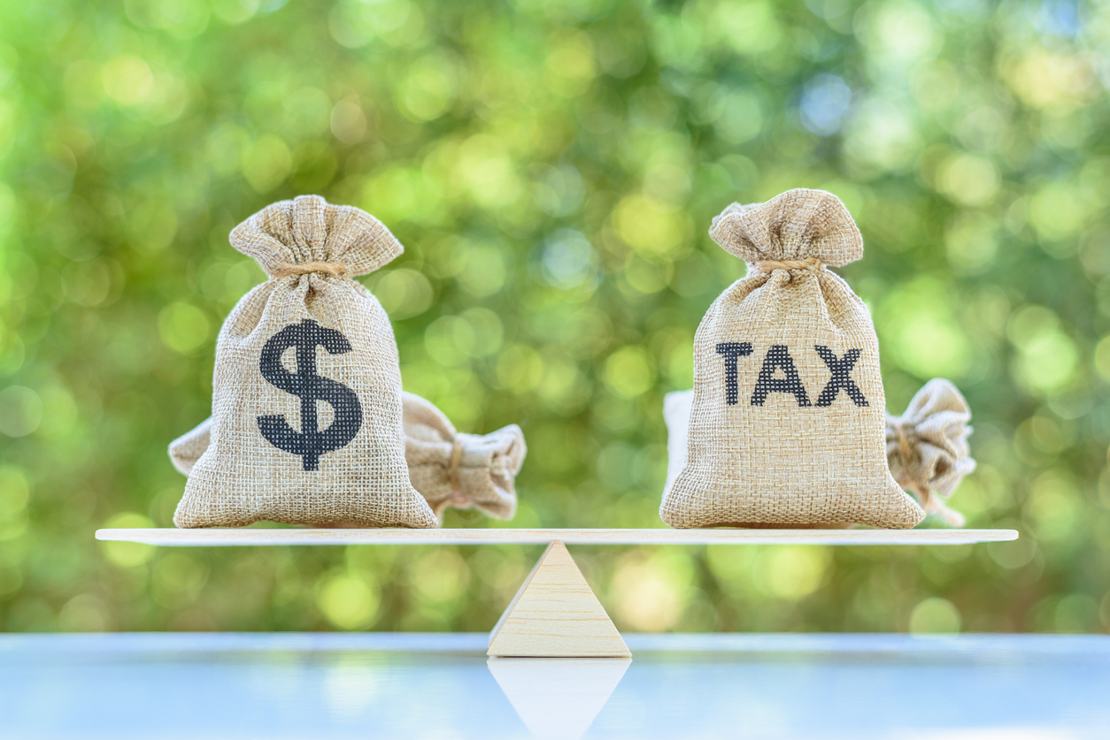 Saas and Taxes by Jamie Szal for Contract Nerds