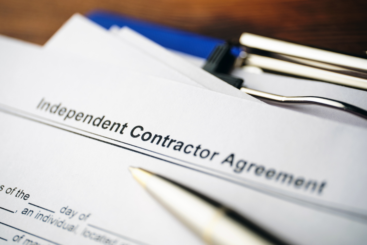 Independent Contractor Agreements: 5 Contract Review Tips (Pro-Customer) by Wendy Angus-Anderson